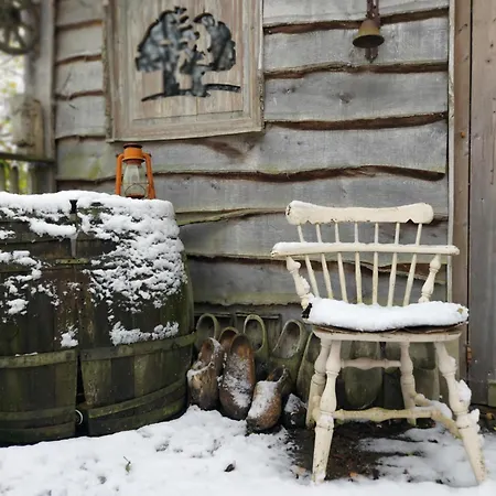 Jardin Reveur La La Tete Dans Les Etoiles B&B Gesves