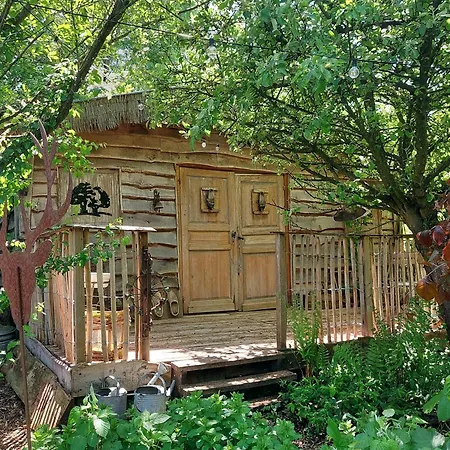 B&B Jardin Reveur La La Tete Dans Les Etoiles 3*