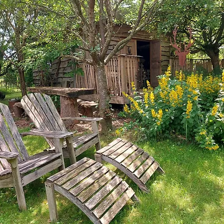 Jardin Reveur La La Tete Dans Les Etoiles B&B Gesves